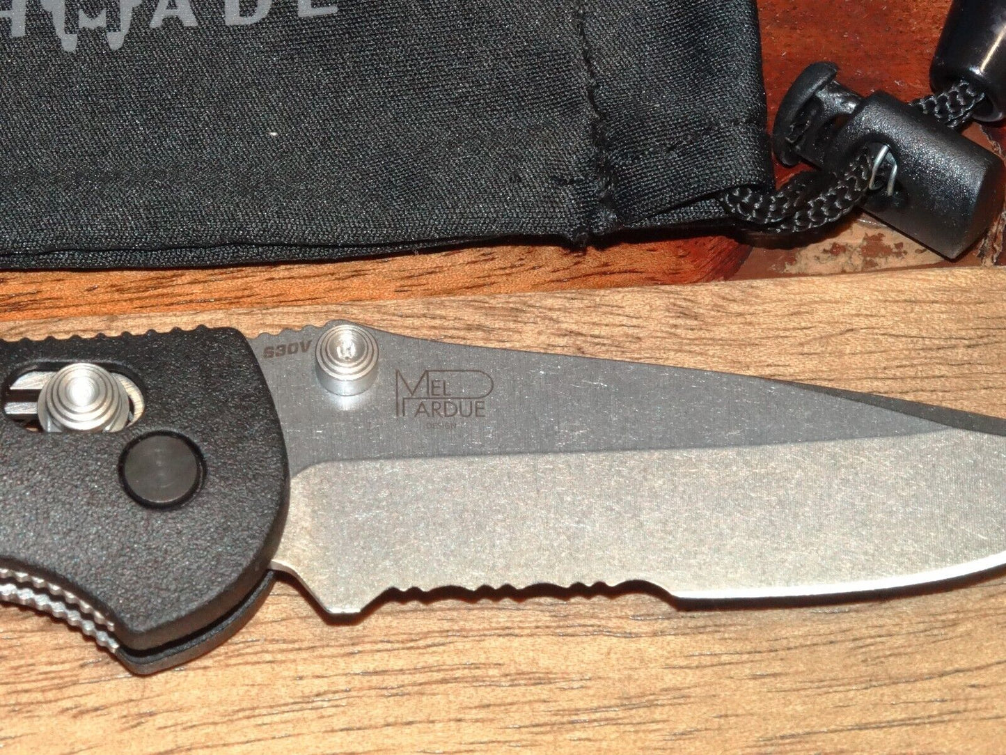 Benchmade Mini Griptilian 556S-S30V 2.91" Combo Edge Drop Pt CPM-S30V GFN Handle