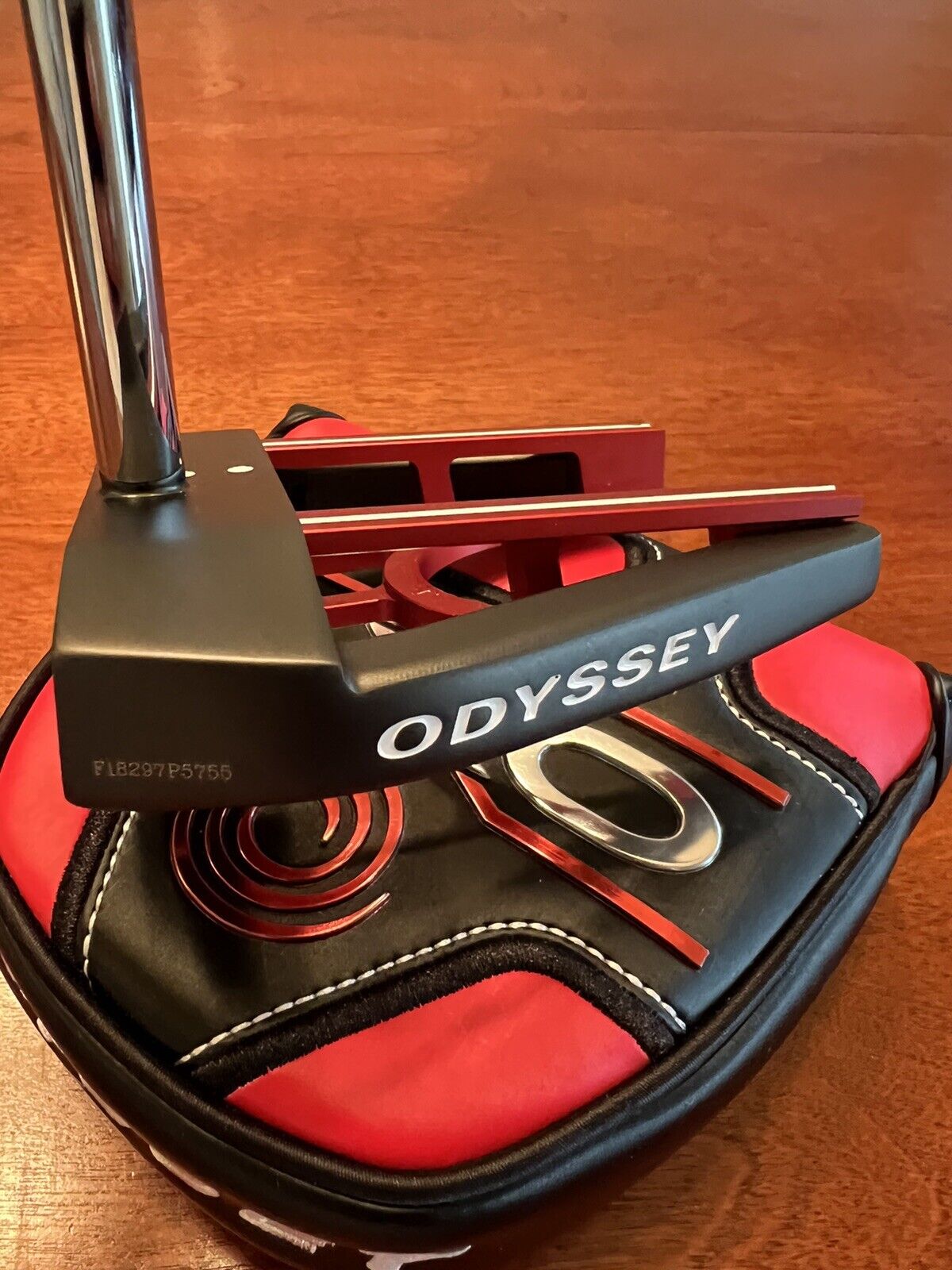 Beauty Odyssey EXO SEVEN Center Shaft 34 in. With Headcover Excellent Condition!