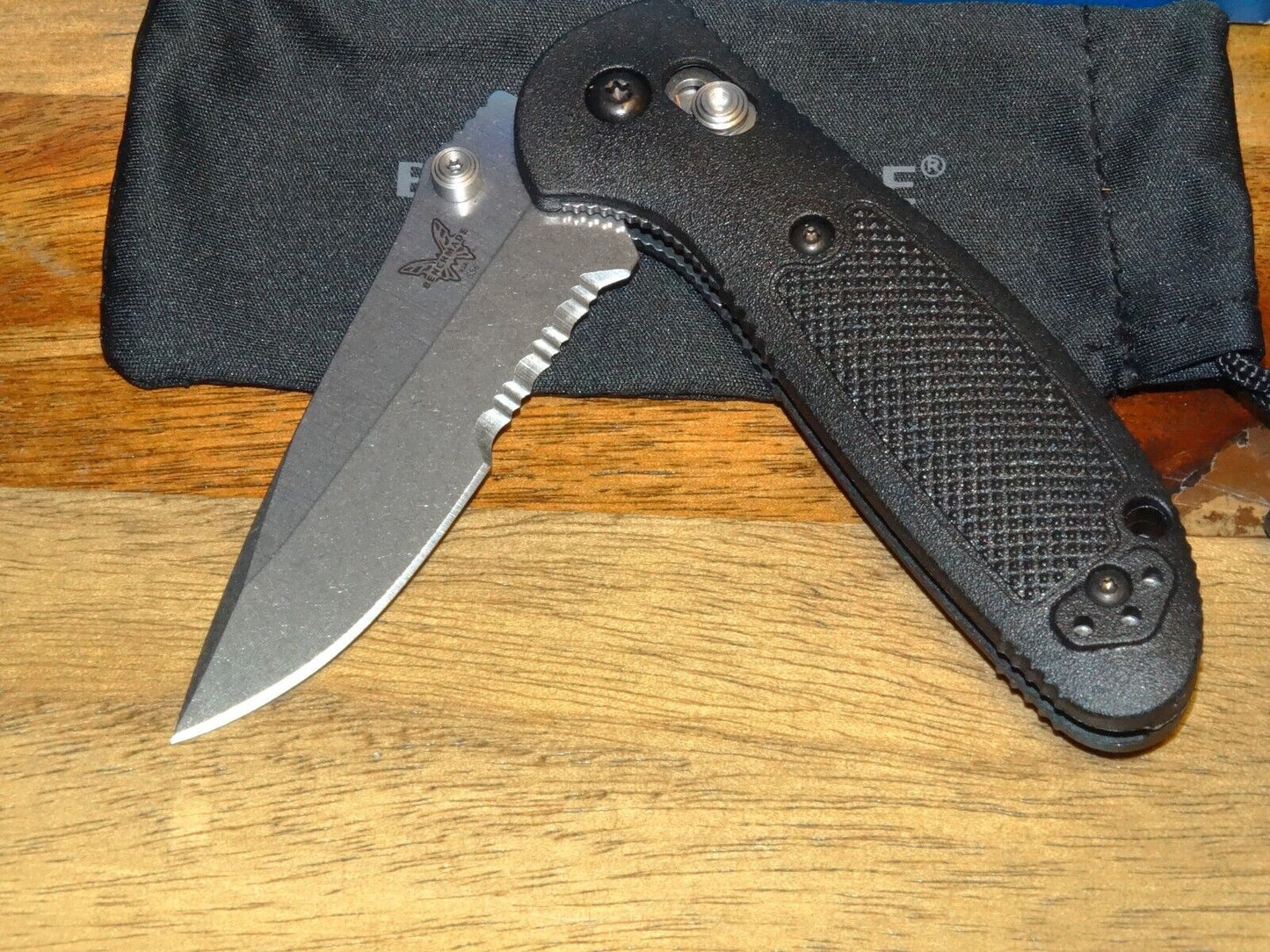 Benchmade Mini Griptilian 556S-S30V 2.91" Combo Edge Drop Pt CPM-S30V GFN Handle