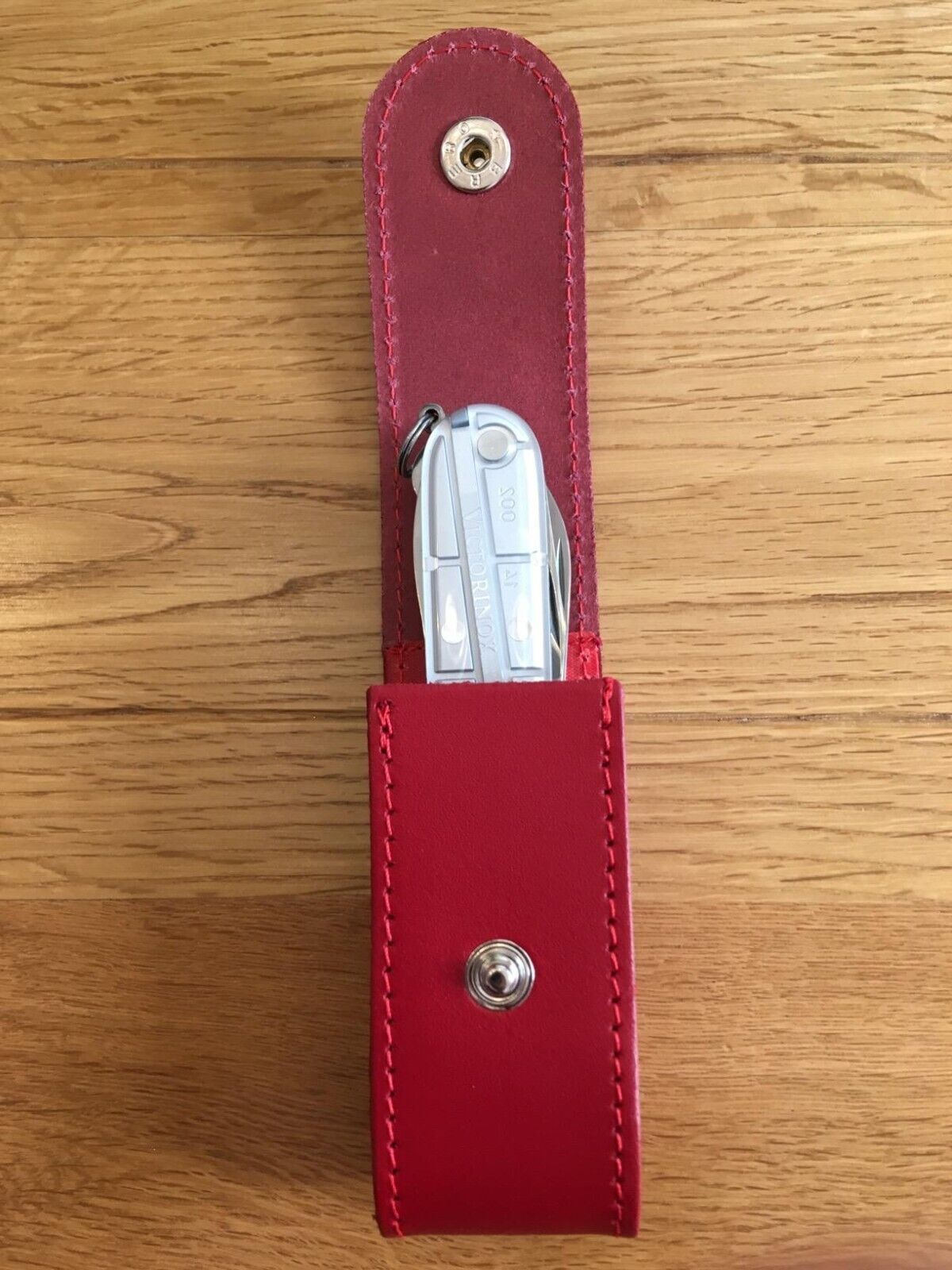 Victorinox Belt Pouch Red 2-4 Layer for Pocket Tool [KNIFE NOT INCLUDED]