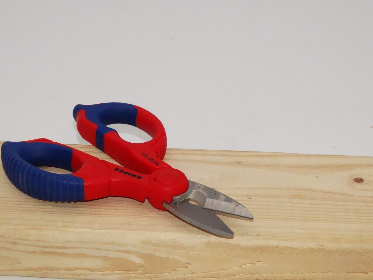 Knipex 6-1/8" Electricians Shears without Crimpers