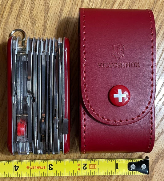 Victorinox, V4.0521.1  - Pouch 5-8 Layer [Knife NOT Included]