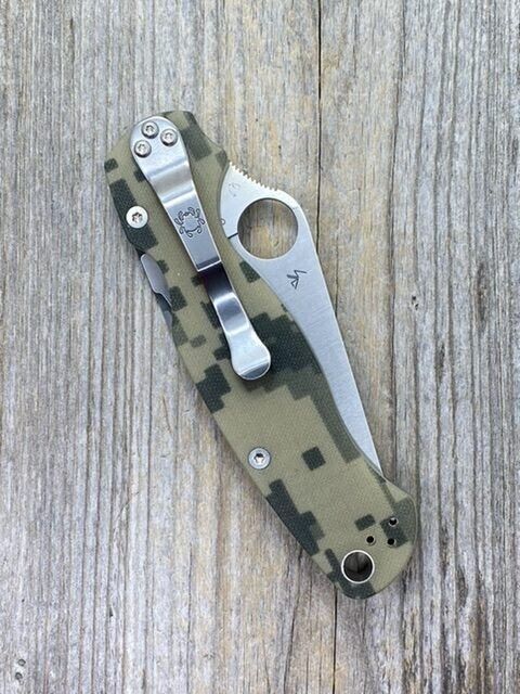 Spyderco Paramilitary 2 Folding Knife 3-7/16" CPM-S45VN Satin Blade, Digi Camo