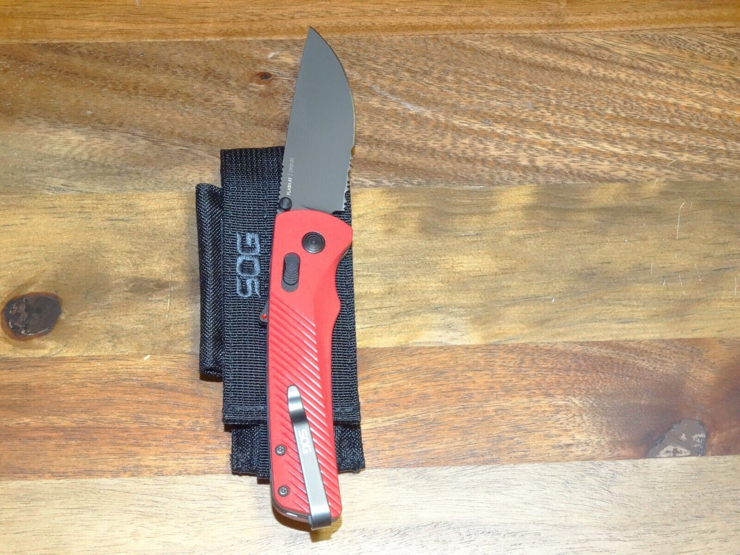 SOG Flash AT XR LOCK MK3 RED 3.45" Assisted Open Pocket Knife Cryo D2 Treated