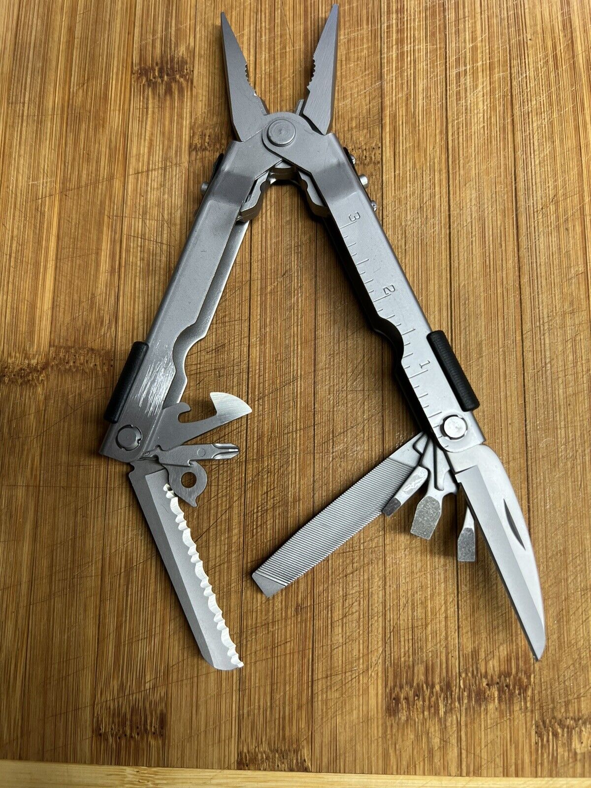 MP600 / EDC MULTI-TOOL 600 - STAINLESS STEEL, NEEDLENOSE/ Paraframe mini pocket